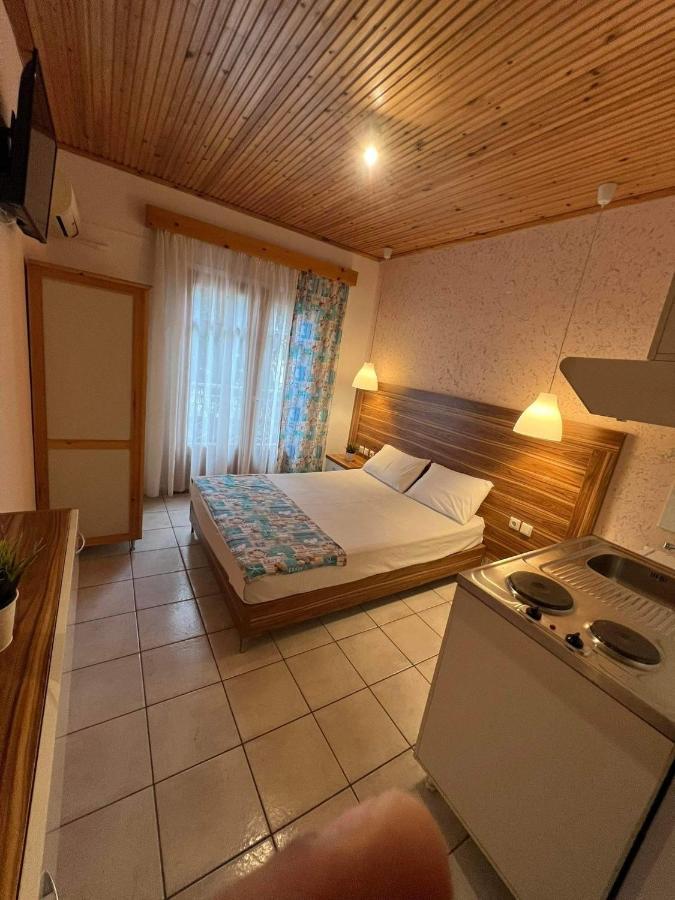 Sun Helios Garden Aparthotel タソス エクステリア 写真